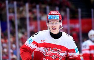 Video: Holdkammeraterne hyldede Fisker-Mølgaard: "Vi har nu officielt en der skal med til OL på holdet"